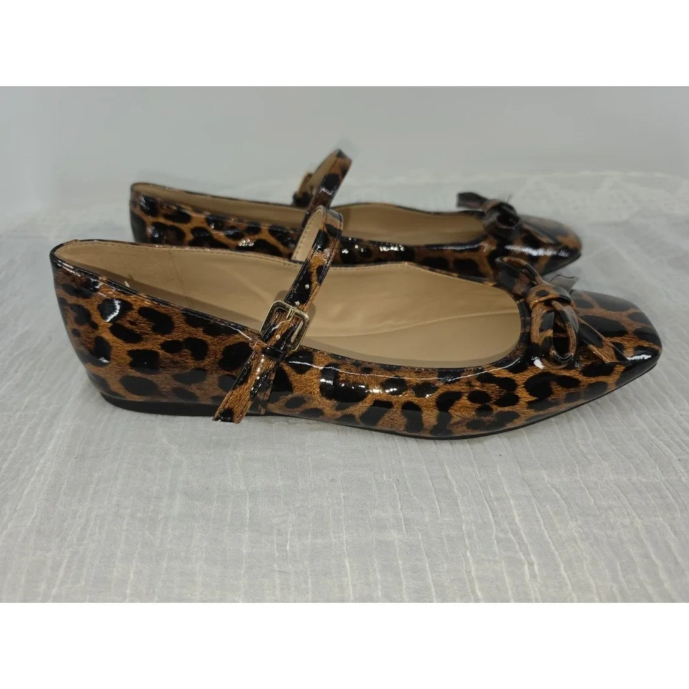 Bandolino Juletta Mary Jane Flats Leopard Patent Bow Square Toe Women's Size 7.5